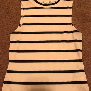 Striped high neck top❤️